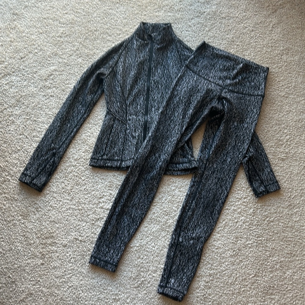 LULU LEMON Women's Define Jacket with Hidden Thumb Holes - Picture 8 of 8